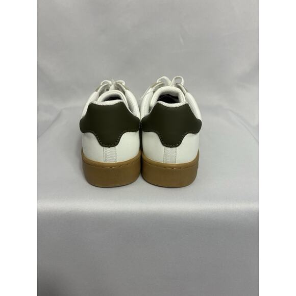 Ben Sherman Men’s Sneakers Size 11 White Taupe Gum Sole Casual Shoes NWT - Picture 3 of 8